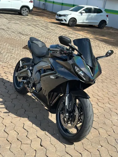 Daytona 660 2025 PADRÃO 0km