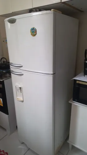 Geladeira Electrolux Dfw35 C/ Freezer 277l Branca USADA