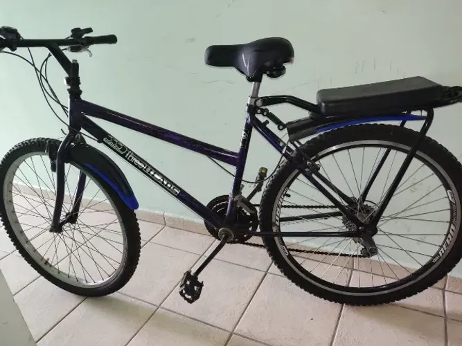 Bicicleta Aro 26 - Three Heads - 18 marchas Shimano