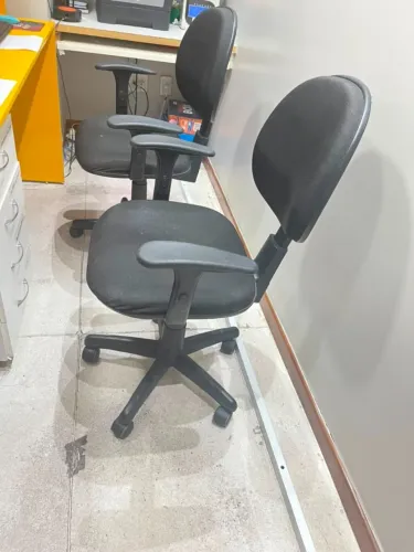 CADEIRAS - DESCONTO ESPECIAL PARA VENDER RÁPIDO