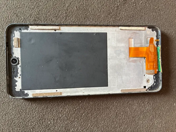 Motorola Moto G05 Verde - 3 Meses de Uso -  (Para Conserto desmontagem para peças)