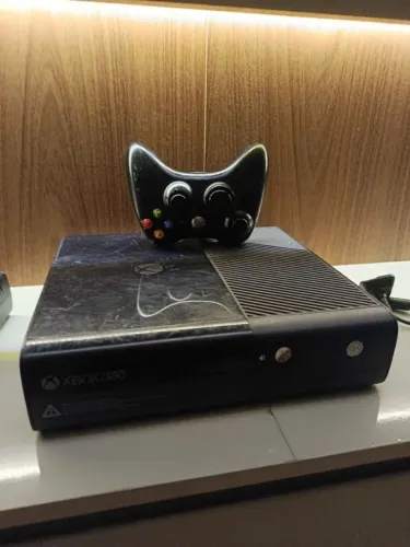 Xbox 360 Super Slim HD 250GB com jogos