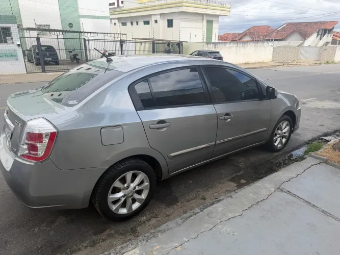 Nissan Sentra SL 2.0/ 2.0 Flex Fuel 16V Aut. 2012