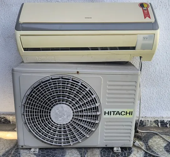 Ar condicionado Hitachi 9000