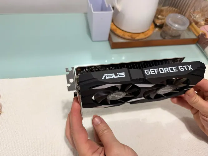 Placa de vídeo GeForce GTX1650 4gb