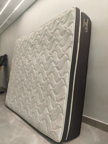 Colchão Queen Ortobom Bellona , Luxo Pillowtop, Sem uso Aceito cartão e Entrego!