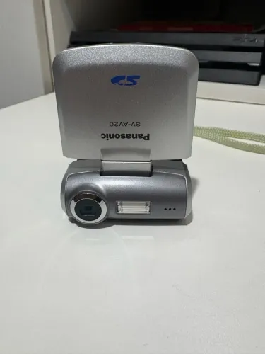 Câmera digital Panasonic SV-AV20 novíssima!!!