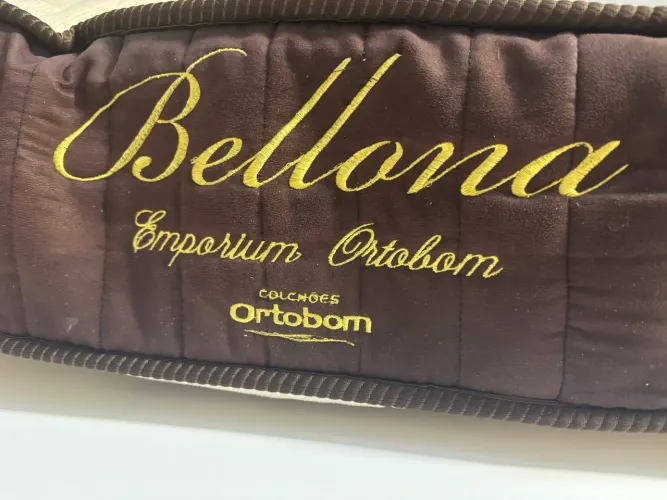 Cama King size + colchão Ortobom