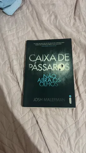 Livro caixa de pássaros