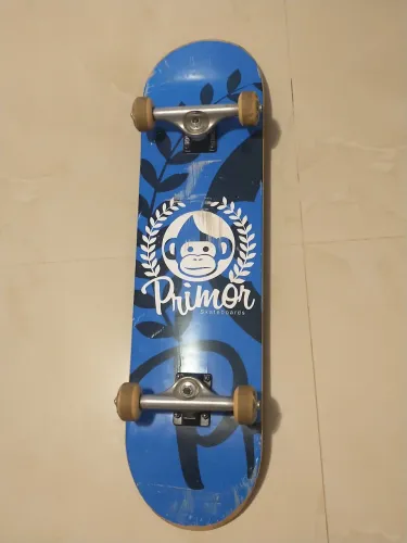 Skate pouco usado