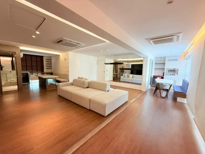 Apartamento com 3 Suítes no Mucuripe