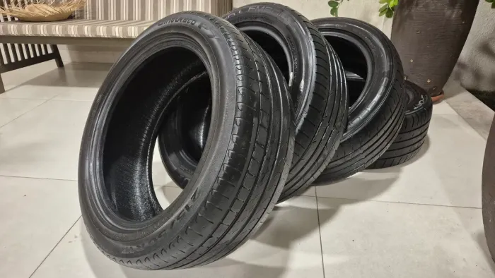 Pneus 215/50R17 91V