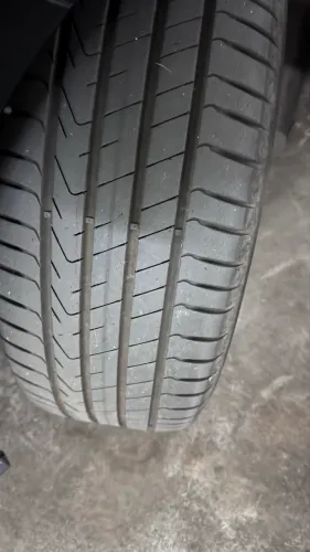 Pneu 215/50R18 Pirelli P7