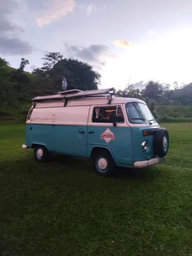 Volkswagen Kombi Furgão (álcool) 1998