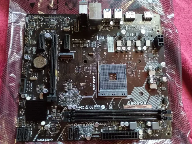 PLACA MÃE BIOSTAR A520MT V6.0 (COM DEFEITO, SEM VÍDEO)