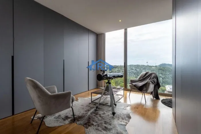 Casa à venda e para alugar em Santana de Parnaíba, Alphaville, com 4 suítes, com 303 m², G