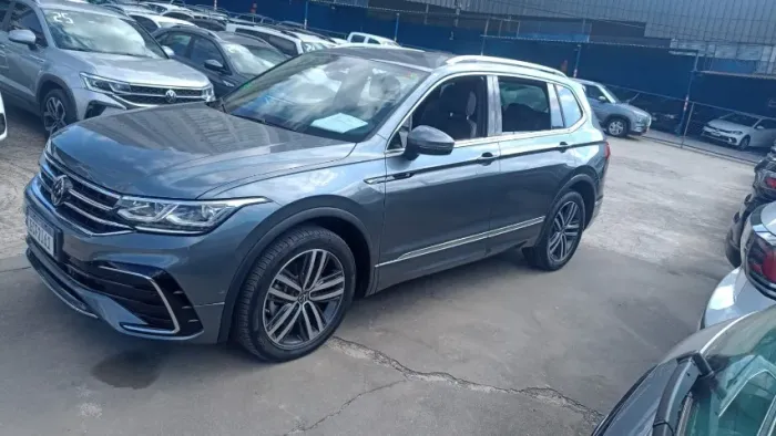 Volkswagen Tiguan Allspac R-line 300 TSI 2.0 2025