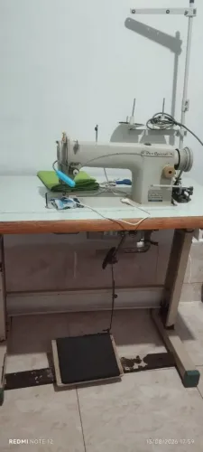 Vende-se máquina de costura industrial Sun special.