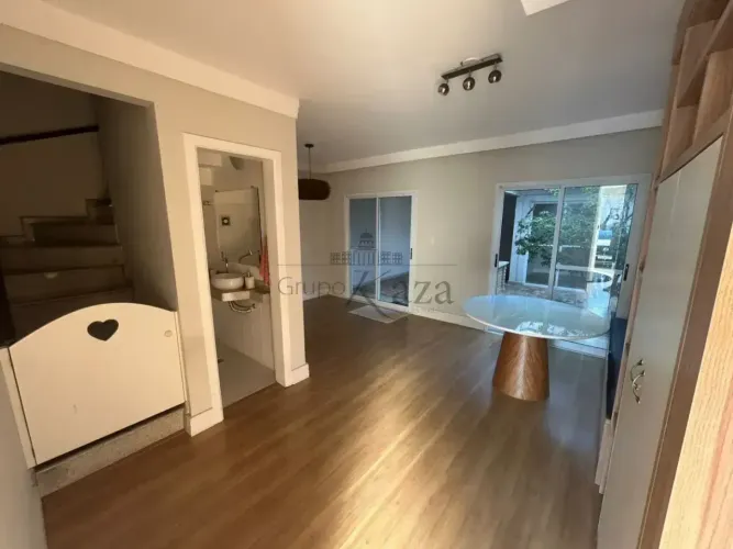 Casa Condominio Villa Branca 3 quartos sendo 1 suite 100 mts OPORTUNIDADE