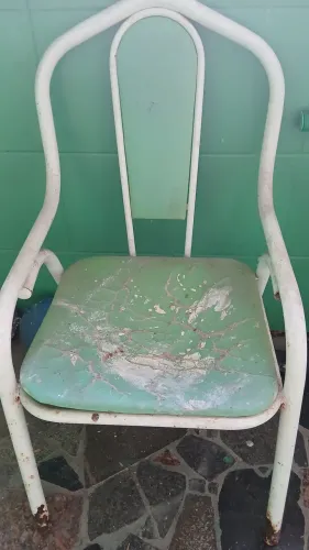 Cadeiras de ferro