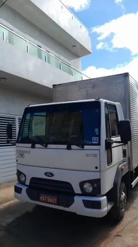 Vendo Caminhão Ford cargo ano 2014