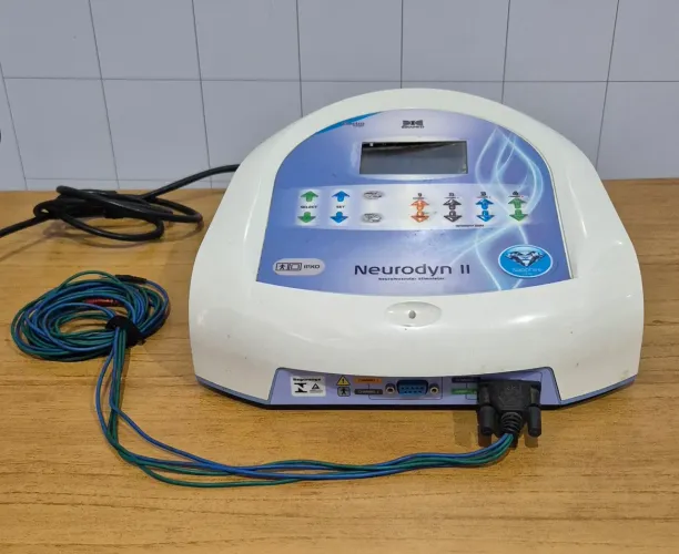 Aparelho de fisioterapia Neurolinguística II - Excelente estado. 