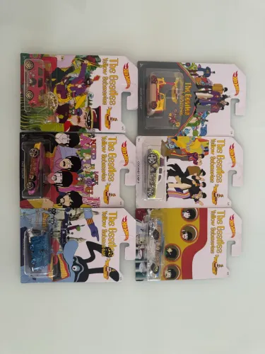 Hot wheels set completo the Beatles