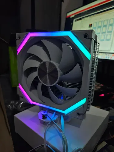 Air cooler Sigma Argb com tela