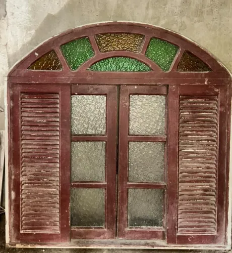 Janela de madeira