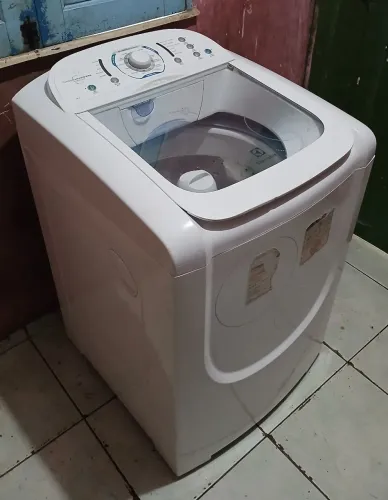 Máquina de lavar roupa Electrolux 13kg