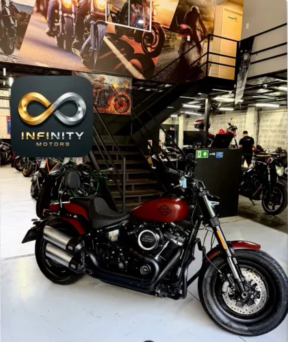 Harley Davidson Fat Bob 2018 financio troco carro moto maior menor valor