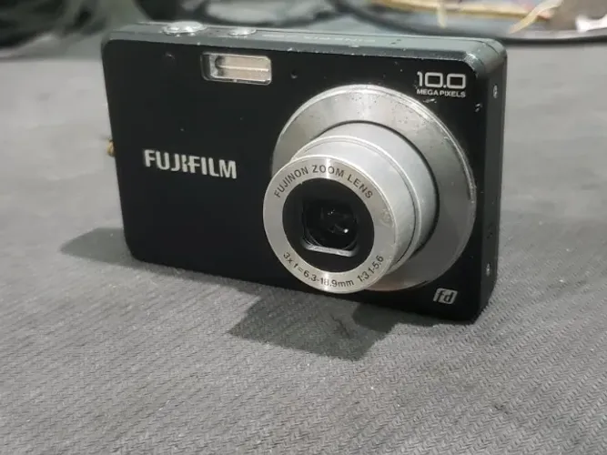 câmera digital compacta Fujifilm FinePix J20