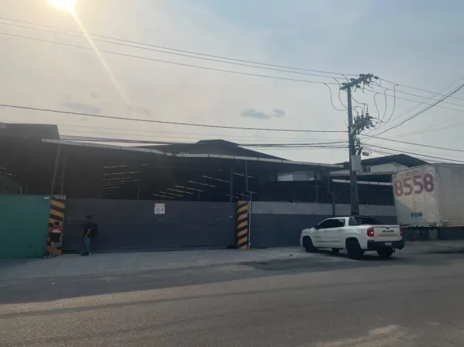 GALPÃO INDUSTRIAL DE 2.800 M² PARA LOCAÇÃO - PRÓXIMO AO DISTRITO INDUSTRIAL