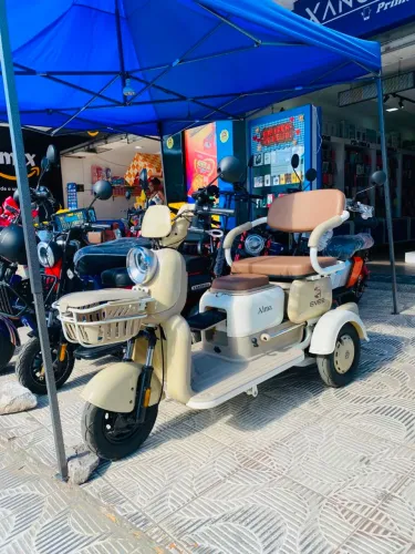 TRICICLO ELÉTRICO NOVO!!