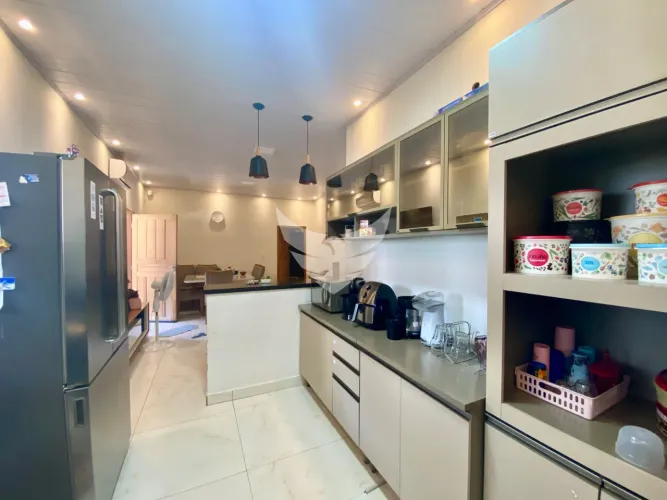 IMÓVEL RESIDENCIAL + GALPAO COMERCIAL