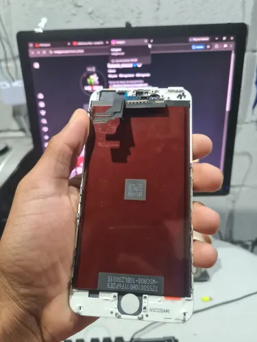 Lote de Telas e Baterias iPhone + Moto G7 Play (Novas e no Estado)
