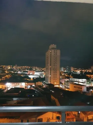 Apartamento com 2 quartos para alugar, 56 m² por R$ 2.843/mês - Centro - Jacareí/SP