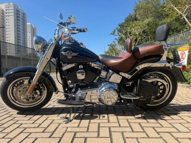 HARLEY DAVIDSON FAT BOY 2017