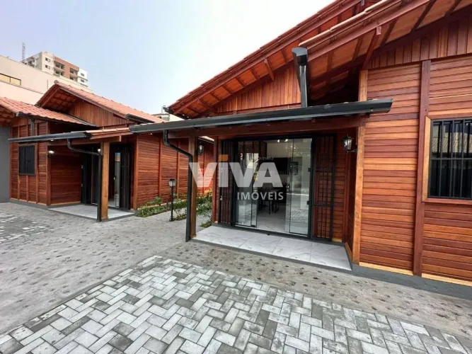 Casa com 2 dormitórios para alugar, 55 m² por R$ 3.400/mês - Centro - Itajaí/SC
