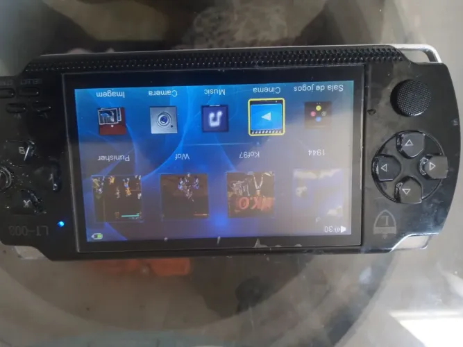 PSP vídeo game portátil com 2000 jogos