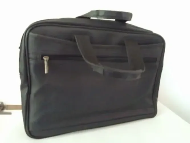 Maleta Pasta Bolsa para Notebook em Couro Conservada