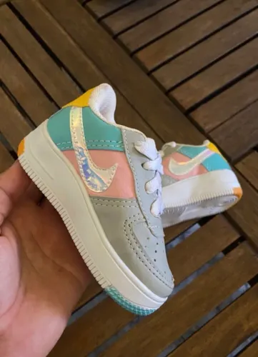 Tênis Infantil Estilo Air Force Colorido tam. 21 Nike