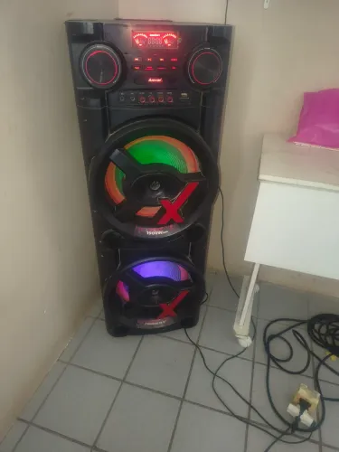 Som bluetooth 1900w Amvox.