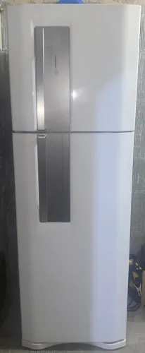 Geladeira Eletrolux 382L