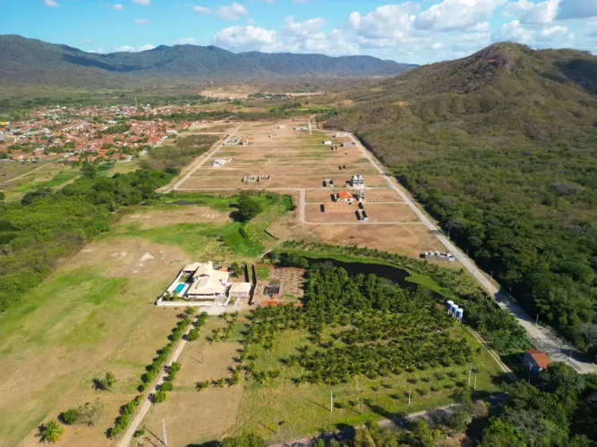 Você ainda pode desrutar do Melhor da Vida no Loteamento Mirante da Serra em Maranguape