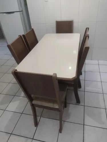Mesa de jantar 6 cadeiras