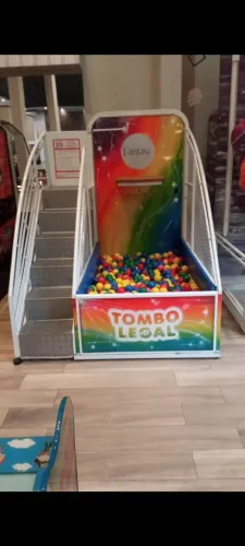 Brinquedo pra buffet "Tombo legal"