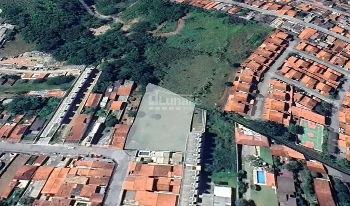 Terreno à venda, 2500 m² por R$ 3.000.000 - Vila Suissa - Mogi das Cruzes/SP