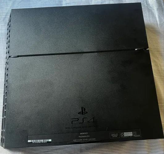 Playstation 4 - 500gb