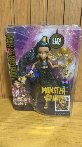 Boneca Monster High Ball Cleo de Nile